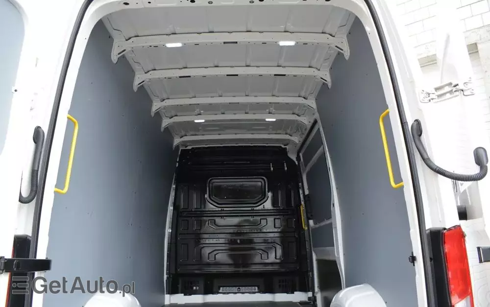 VOLKSWAGEN CRAFTER II 2.0TDI blaszak 