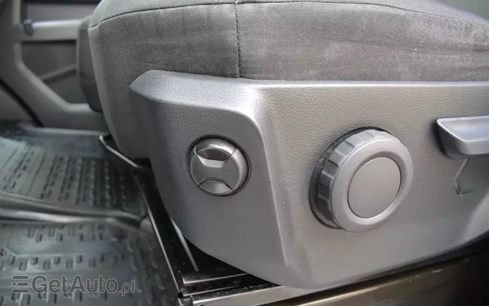 VOLKSWAGEN CRAFTER II 2.0TDI blaszak 