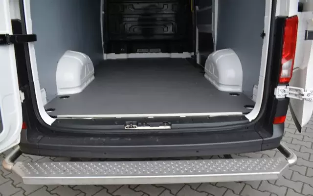 VOLKSWAGEN CRAFTER II 2.0TDI blaszak 