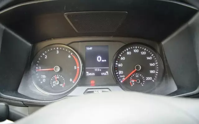 VOLKSWAGEN CRAFTER II 2.0TDI blaszak 