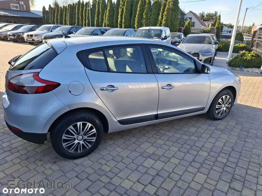 RENAULT Megane 