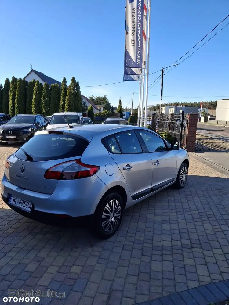 RENAULT Megane 