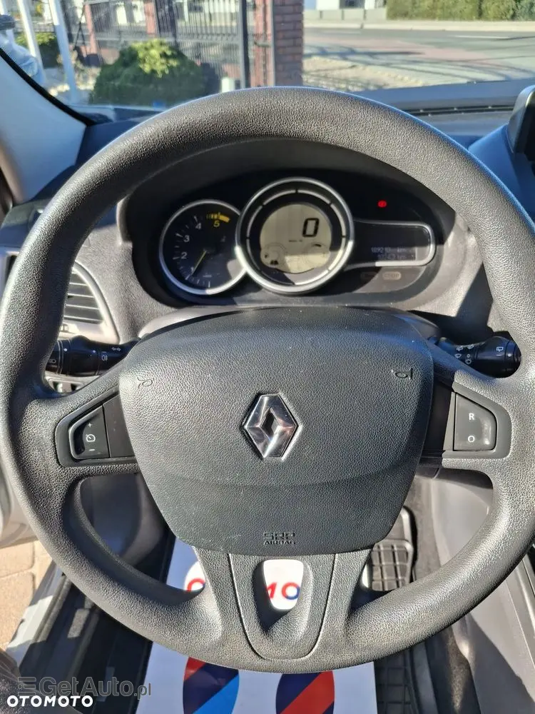 RENAULT Megane 