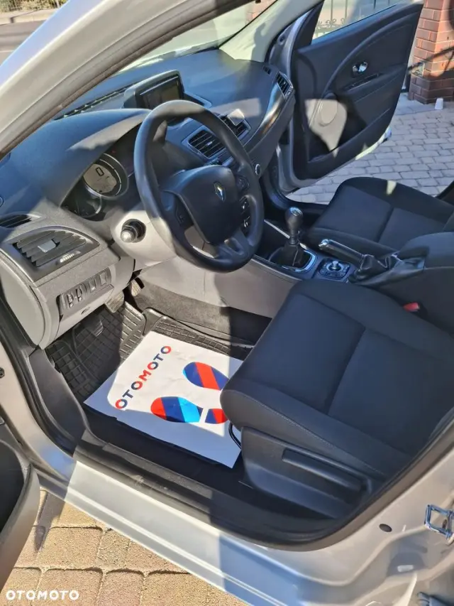 RENAULT Megane 