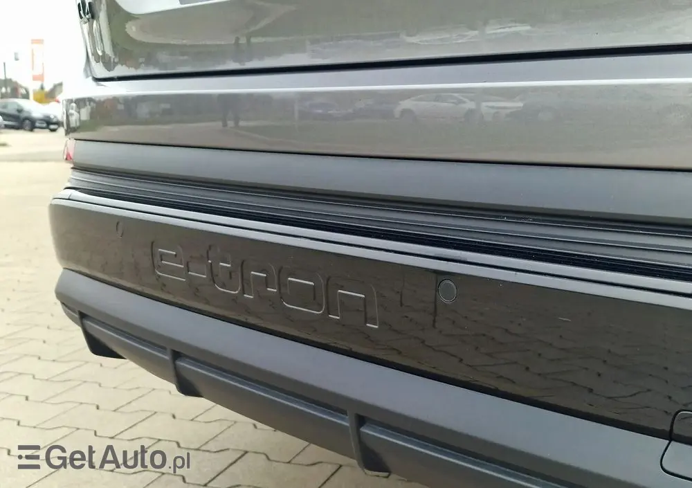 AUDI Q4 Sportback e-tron 50 77kWh Quattro Edition One Taifun