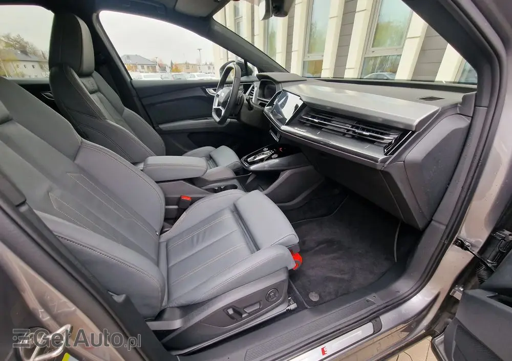 AUDI Q4 Sportback e-tron 50 77kWh Quattro Edition One Taifun