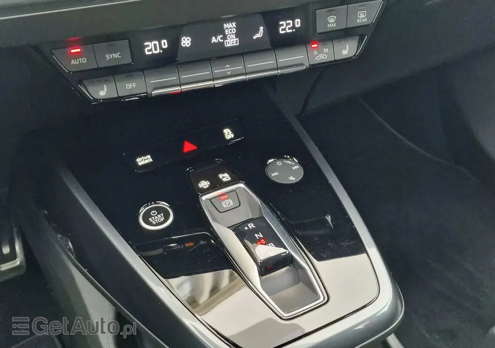 AUDI Q4 Sportback e-tron 50 77kWh Quattro Edition One Taifun