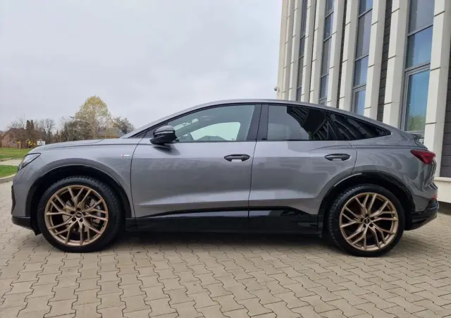 AUDI Q4 Sportback e-tron 50 77kWh Quattro Edition One Taifun