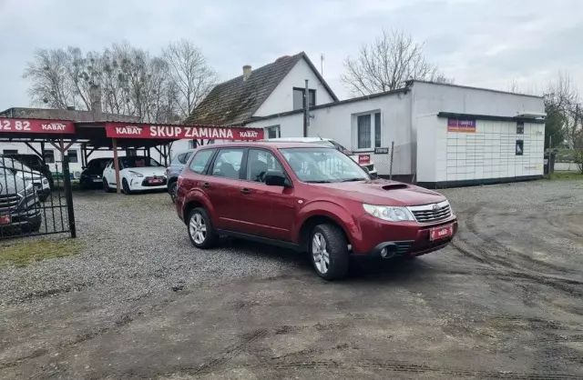 SUBARU Forester 