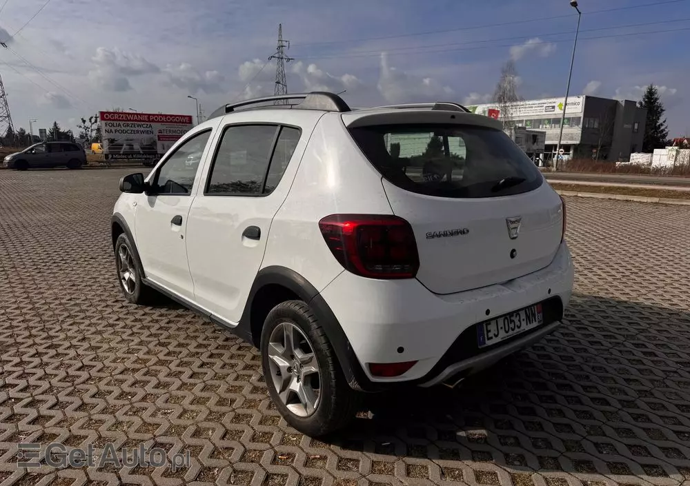 DACIA Sandero 0.9 TCe Laureate S&S Easy-R