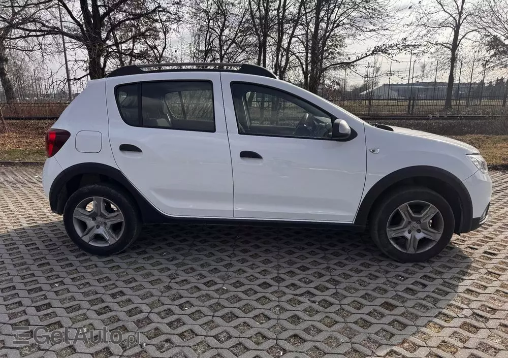 DACIA Sandero 0.9 TCe Laureate S&S Easy-R