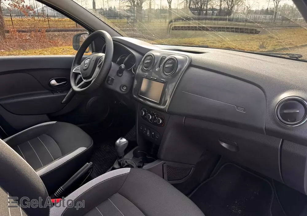 DACIA Sandero 0.9 TCe Laureate S&S Easy-R