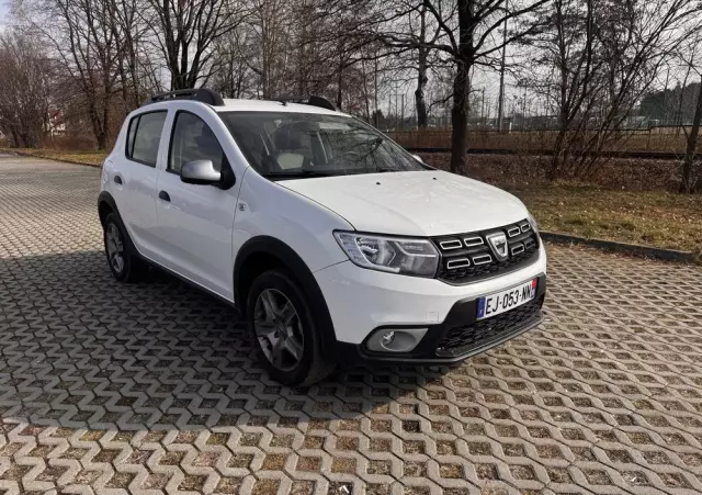 DACIA Sandero 0.9 TCe Laureate S&S Easy-R