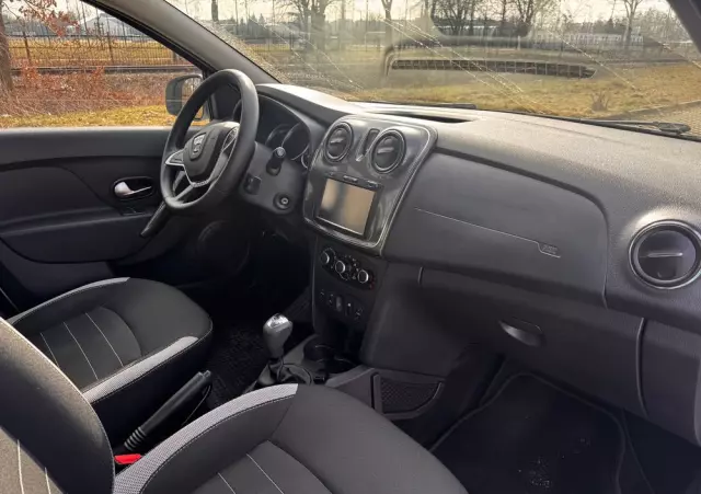 DACIA Sandero 0.9 TCe Laureate S&S Easy-R