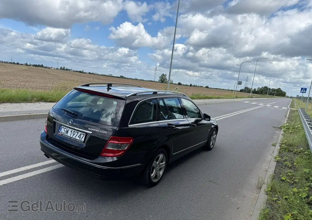 MERCEDES-BENZ Klasa C 180 K BlueEff Elegance
