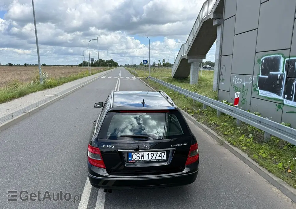 MERCEDES-BENZ Klasa C 180 K BlueEff Elegance