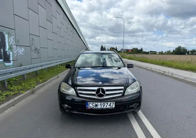 MERCEDES-BENZ Klasa C 180 K BlueEff Elegance
