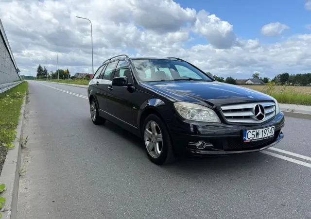 MERCEDES-BENZ Klasa C 180 K BlueEff Elegance