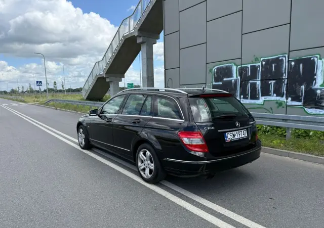 MERCEDES-BENZ Klasa C 180 K BlueEff Elegance