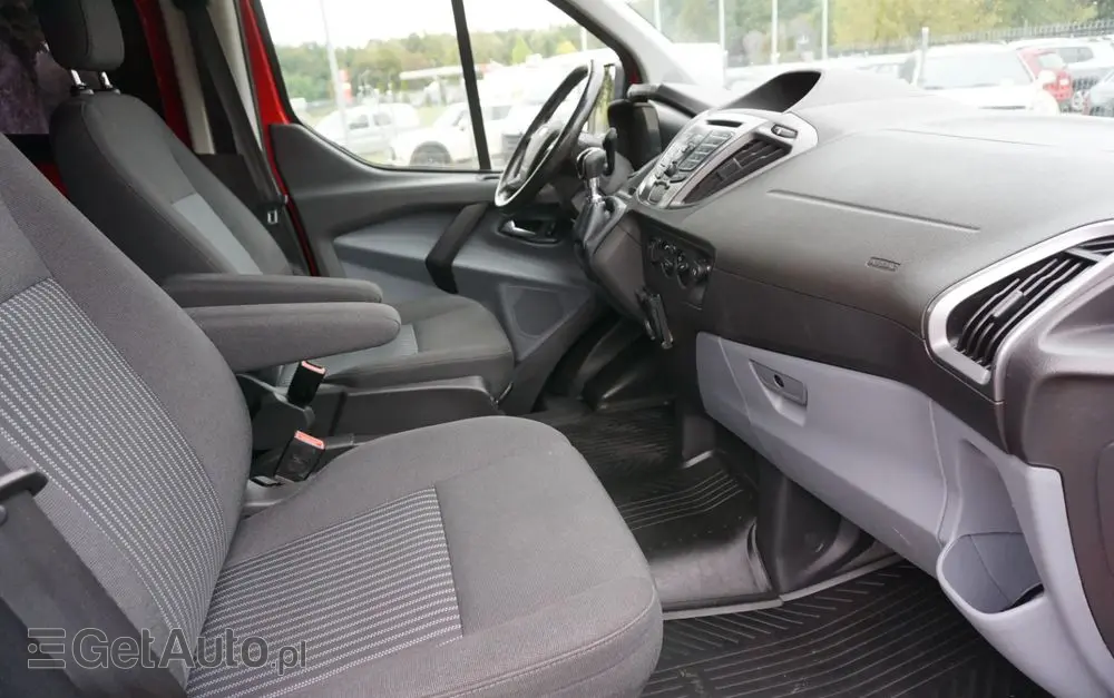 FORD Transit Custom 310 L2H1 Limited