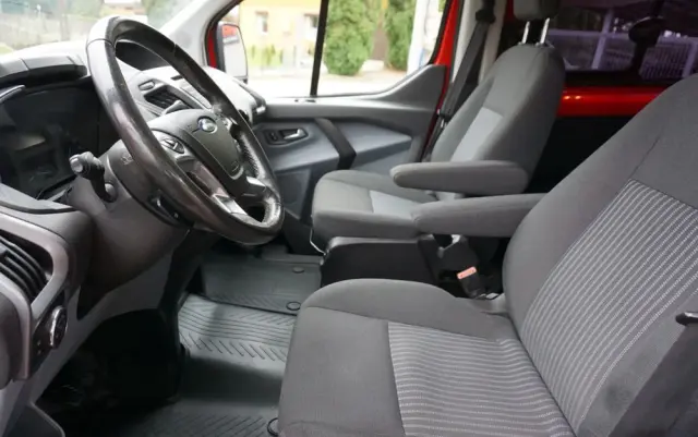 FORD Transit Custom 310 L2H1 Limited