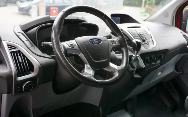FORD Transit Custom 310 L2H1 Limited
