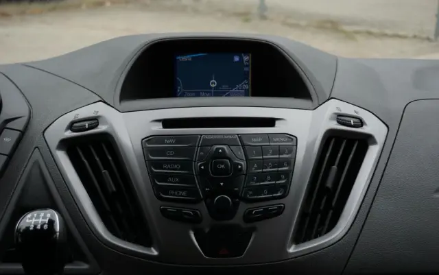 FORD Transit Custom 310 L2H1 Limited