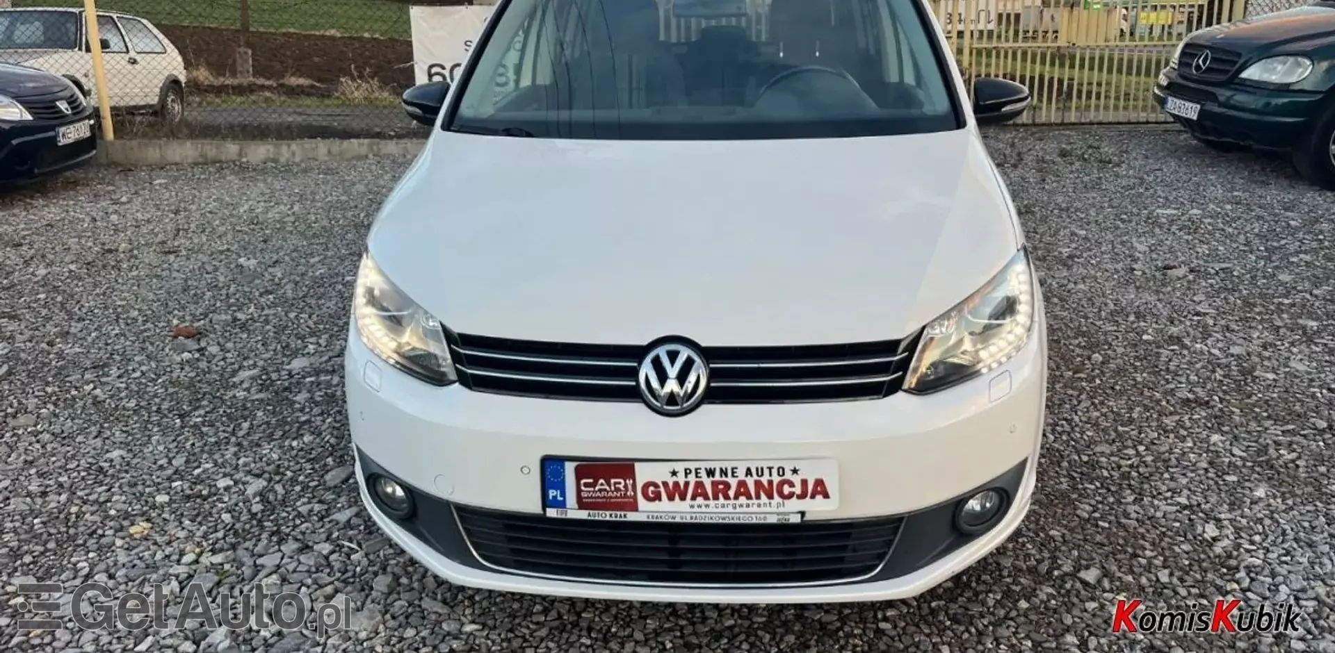 VOLKSWAGEN Touran 