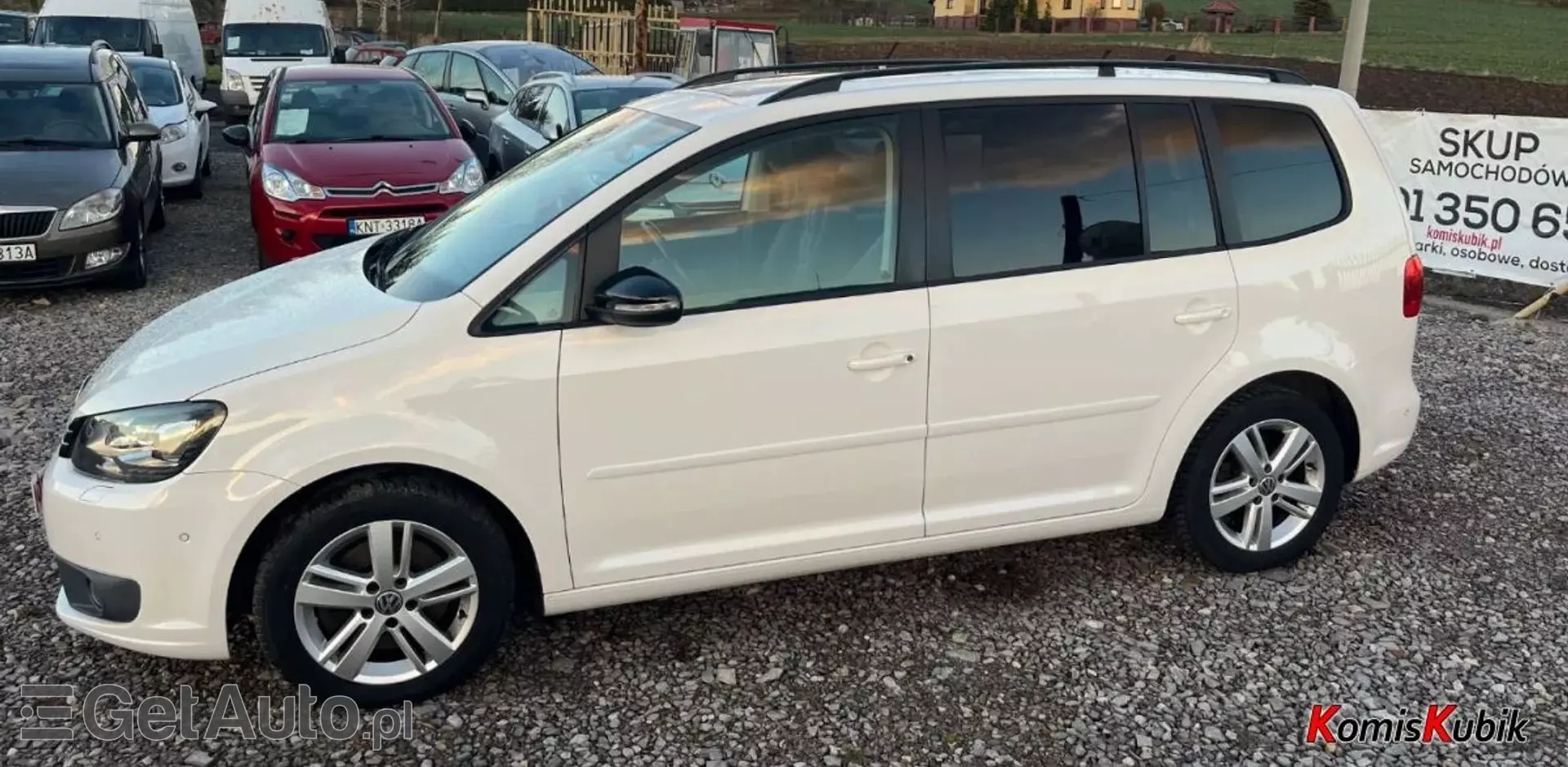 VOLKSWAGEN Touran 
