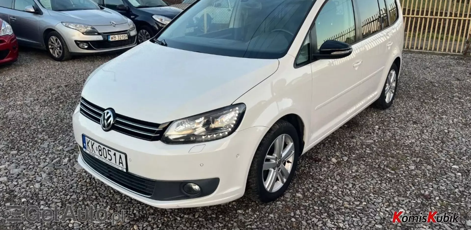 VOLKSWAGEN Touran 