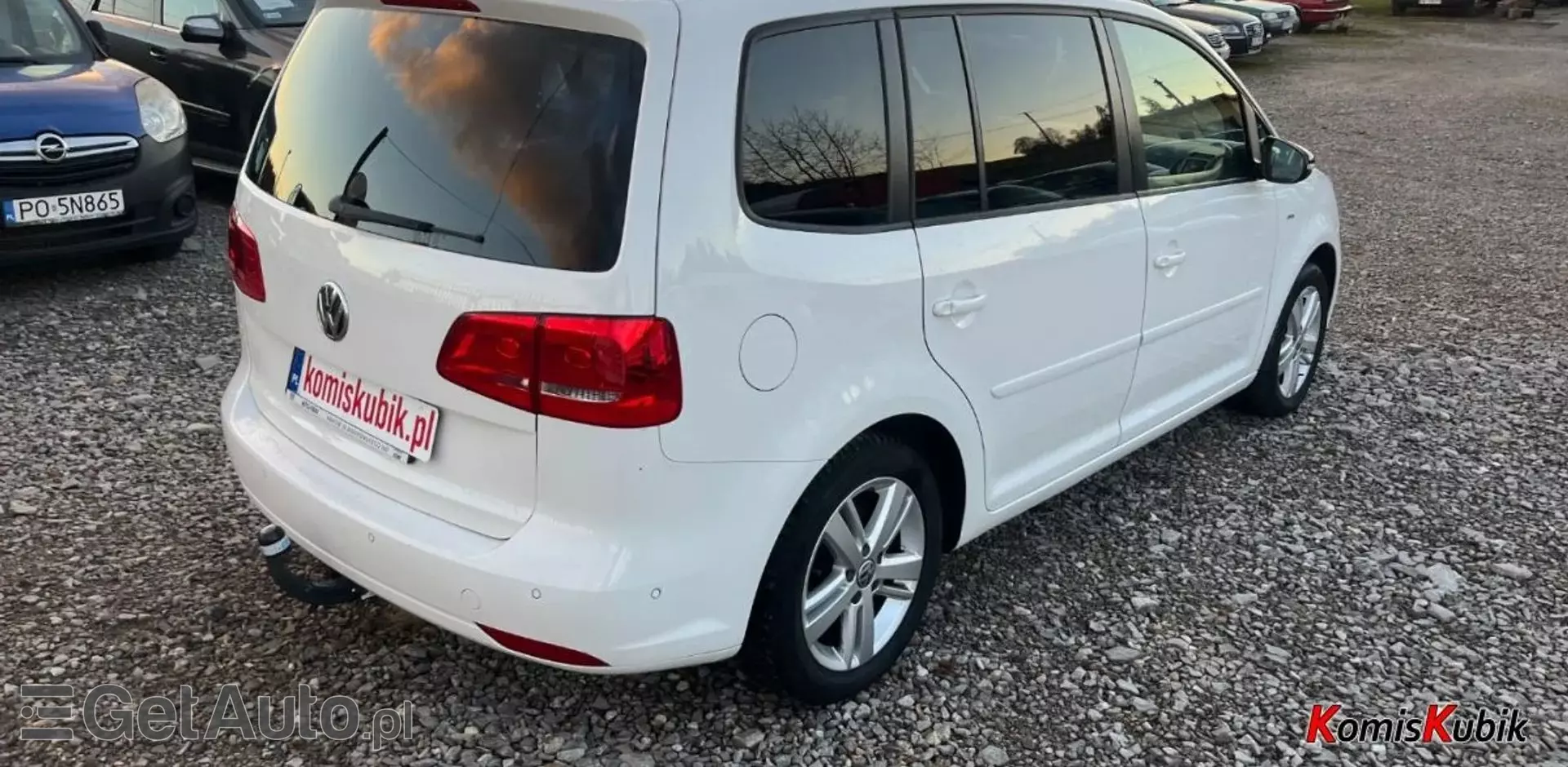 VOLKSWAGEN Touran 