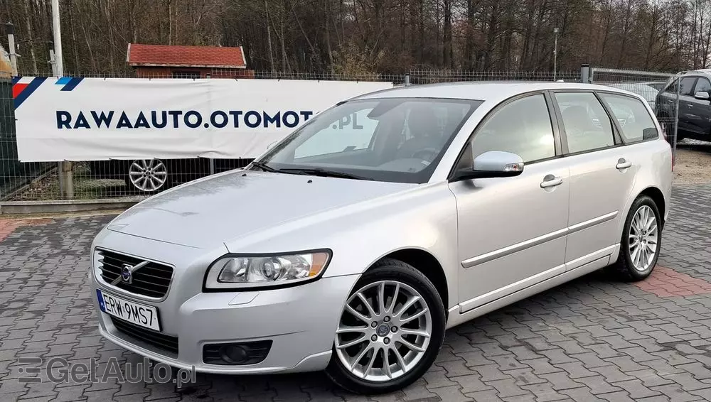 VOLVO V50 2.4 Kinetic
