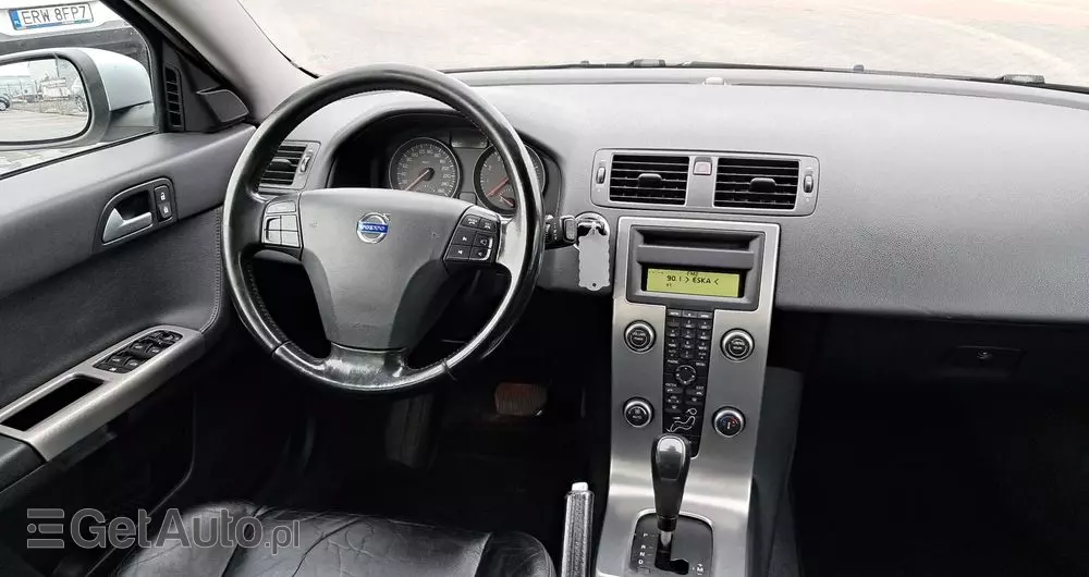 VOLVO V50 2.4 Kinetic