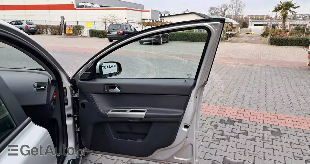 VOLVO V50 2.4 Kinetic