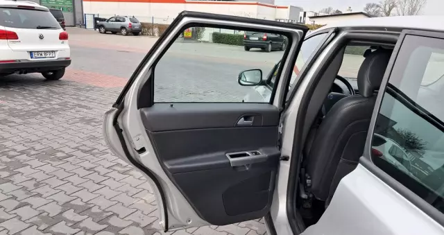 VOLVO V50 2.4 Kinetic