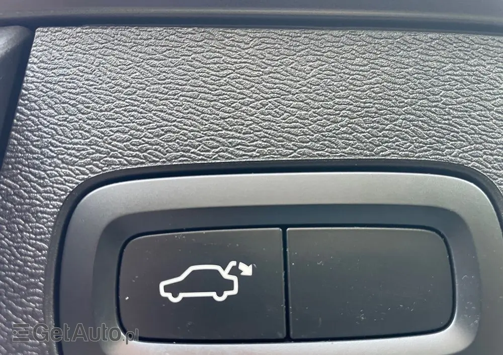 VOLVO XC 60 B4 D AWD Geartronic Inscription