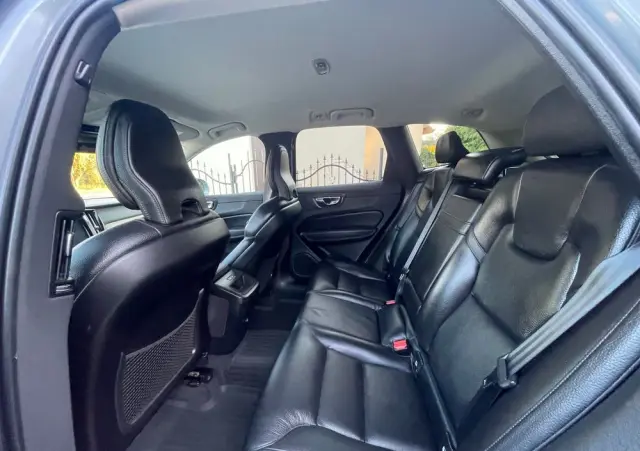 VOLVO XC 60 B4 D AWD Geartronic Inscription
