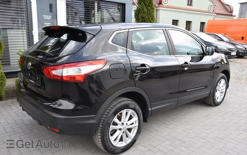 NISSAN Qashqai 1.6 DIG-T Tekna