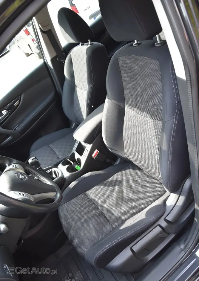 NISSAN Qashqai 1.6 DIG-T Tekna