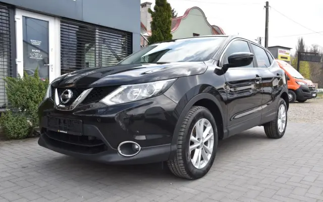 NISSAN Qashqai 1.6 DIG-T Tekna