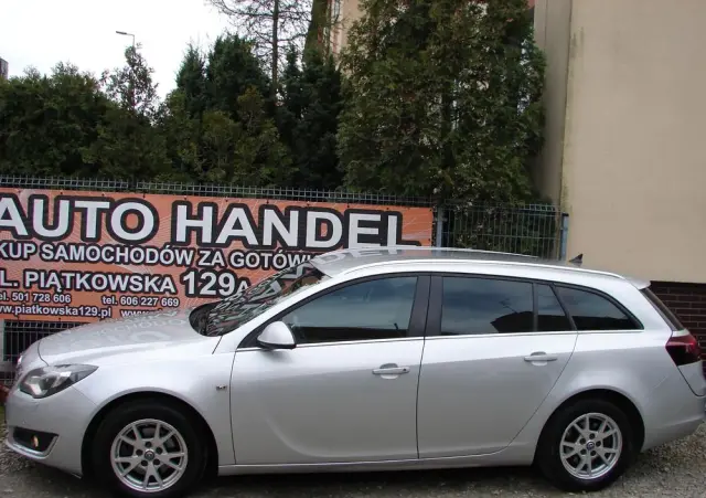 OPEL Insignia 