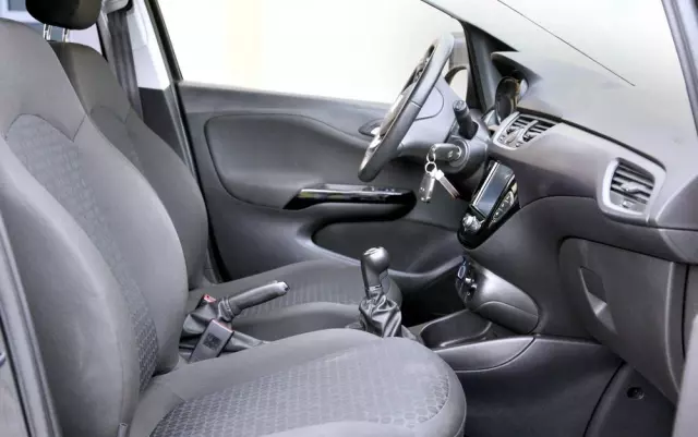 OPEL Corsa 1.4 Cosmo