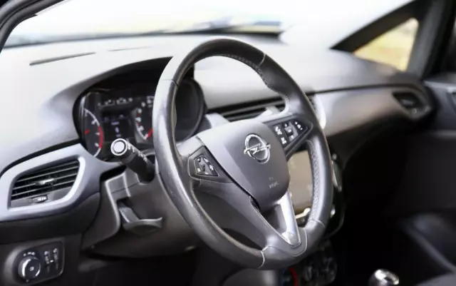 OPEL Corsa 1.4 Cosmo
