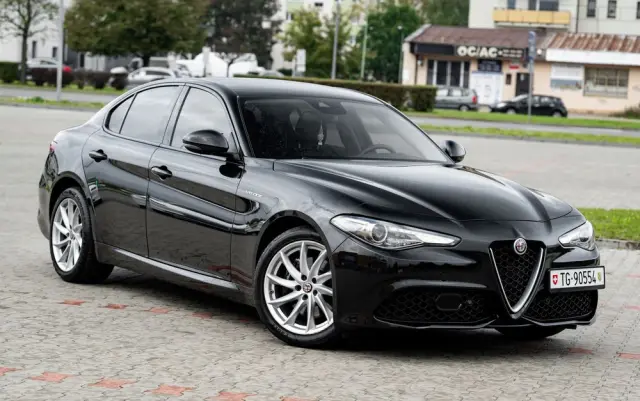 ALFA ROMEO Giulia 2.0 Turbo Veloce Q4