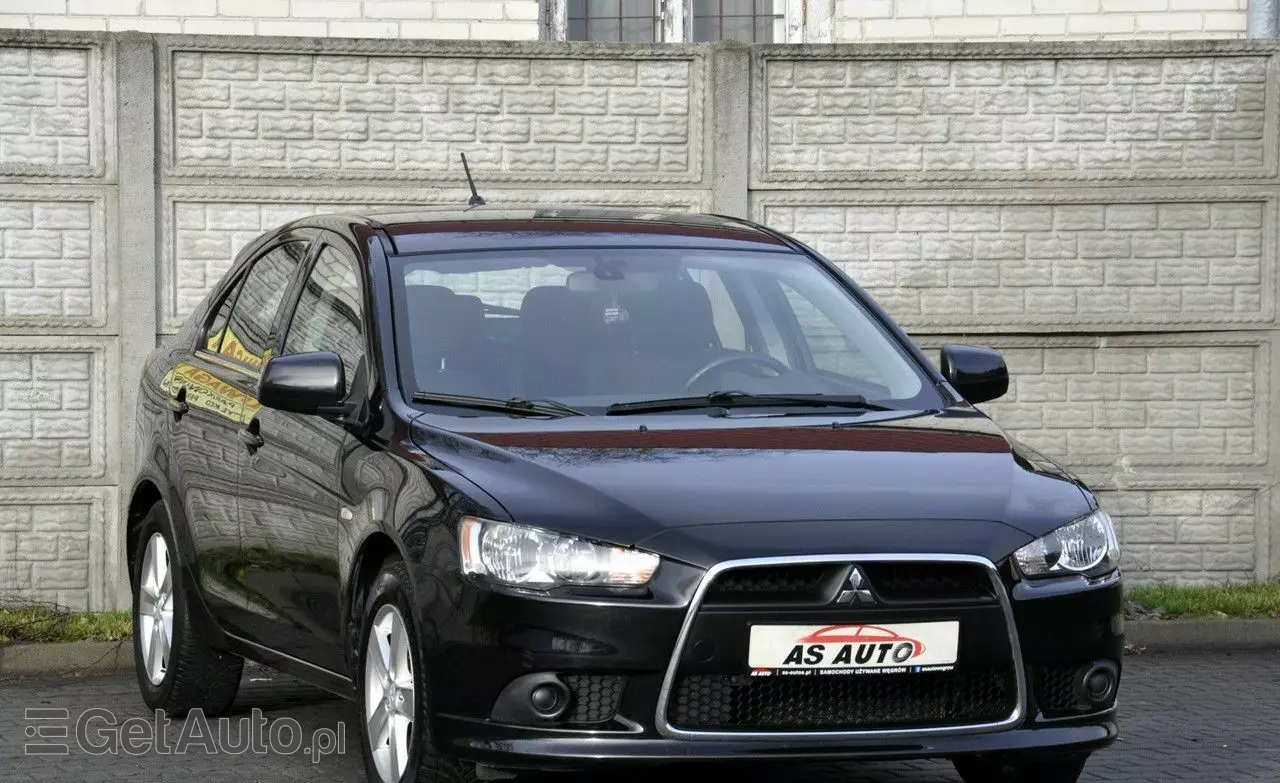 MITSUBISHI Lancer 1.5 Invite