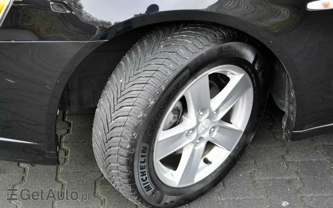 MITSUBISHI Lancer 1.5 Invite