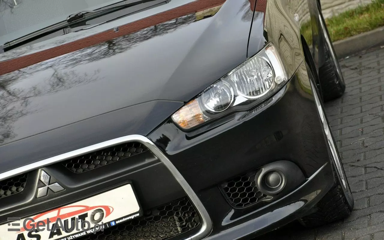 MITSUBISHI Lancer 1.5 Invite