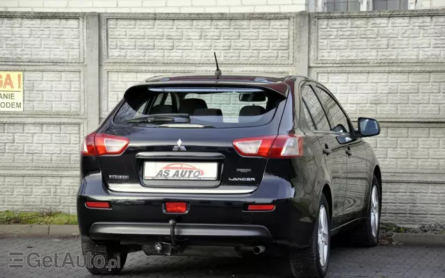 MITSUBISHI Lancer 1.5 Invite