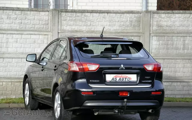 MITSUBISHI Lancer 1.5 Invite