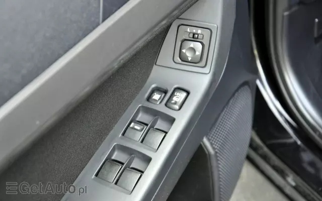 MITSUBISHI Lancer 1.5 Invite